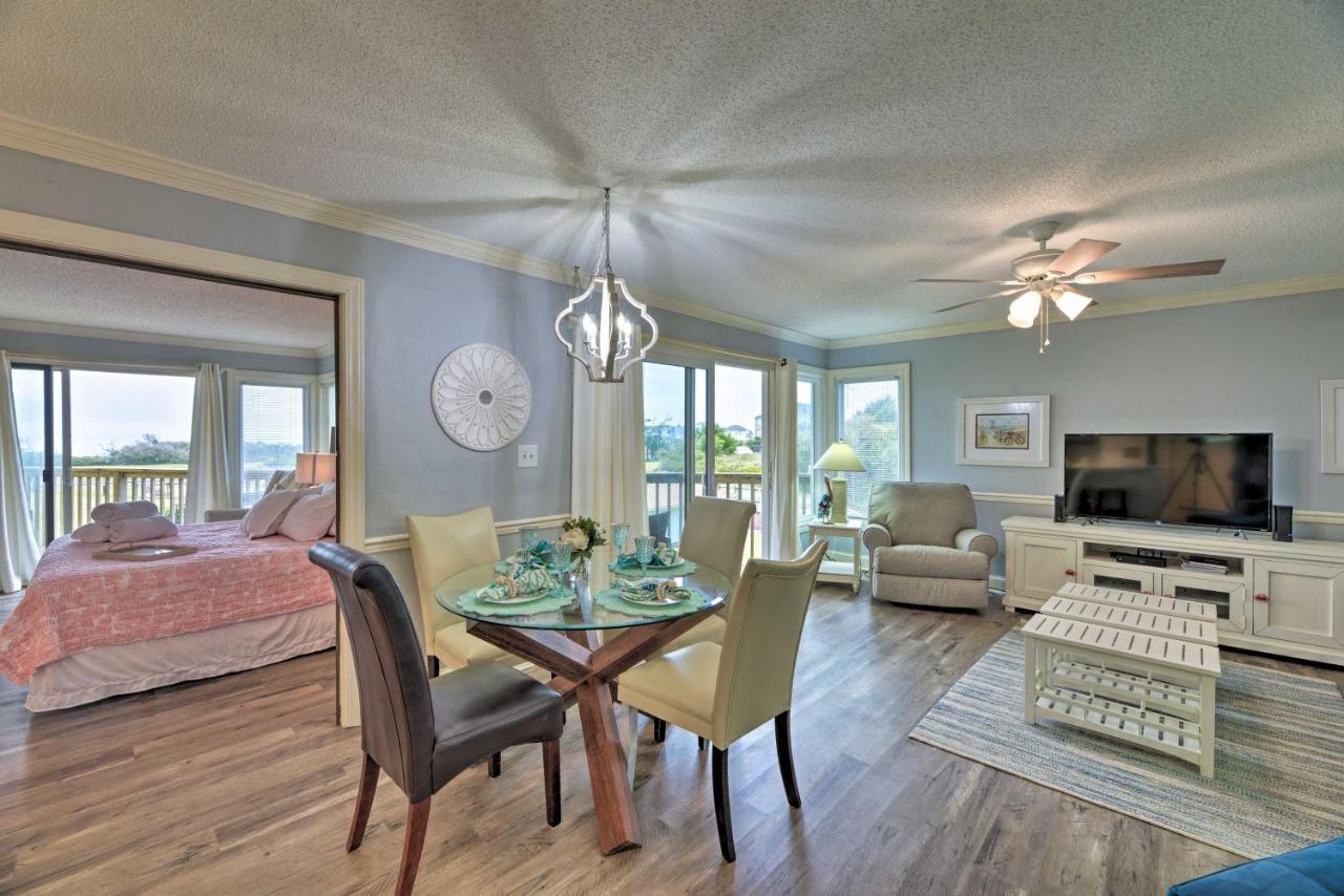 Bright Emerald Isle Condo With Private Beach Access! 외부 사진