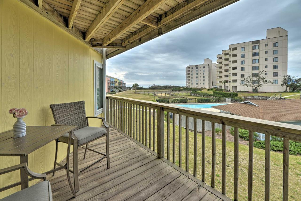 Bright Emerald Isle Condo With Private Beach Access! 외부 사진