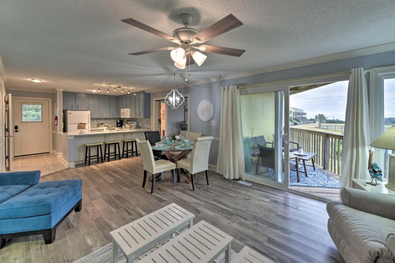 Bright Emerald Isle Condo With Private Beach Access! 외부 사진