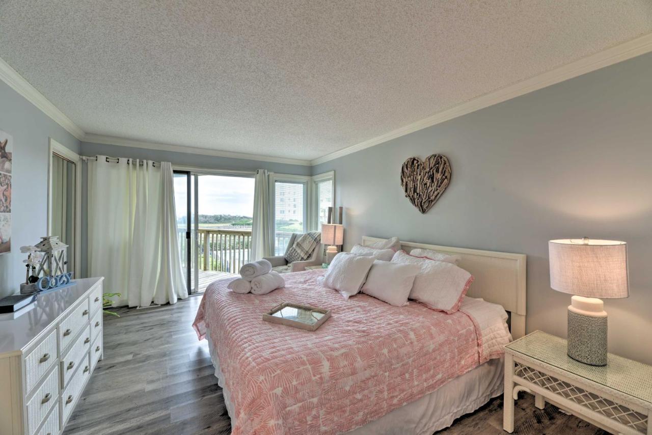 Bright Emerald Isle Condo With Private Beach Access! 외부 사진